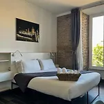 Arch Πανσιόν