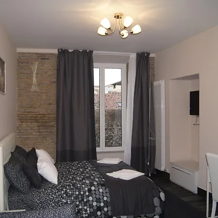 Arch Guest house