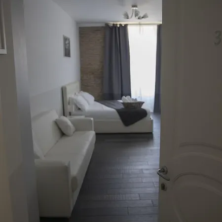 Pensjonat Arch 3*