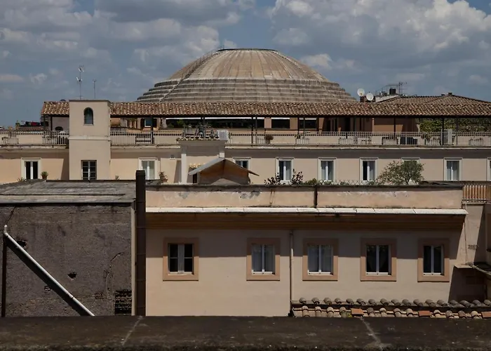 拱形罗马套房旅馆 4*