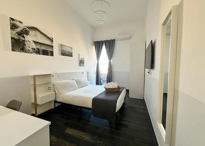 拱形罗马套房旅馆