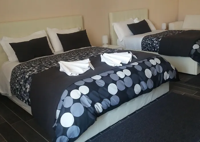 拱形罗马套房旅馆